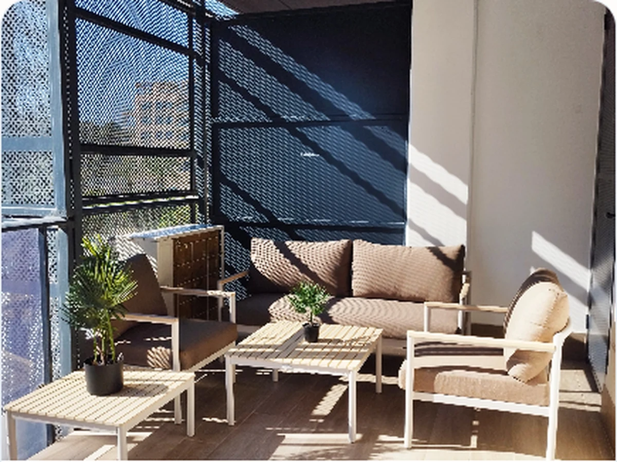 Loungehoek op het terras